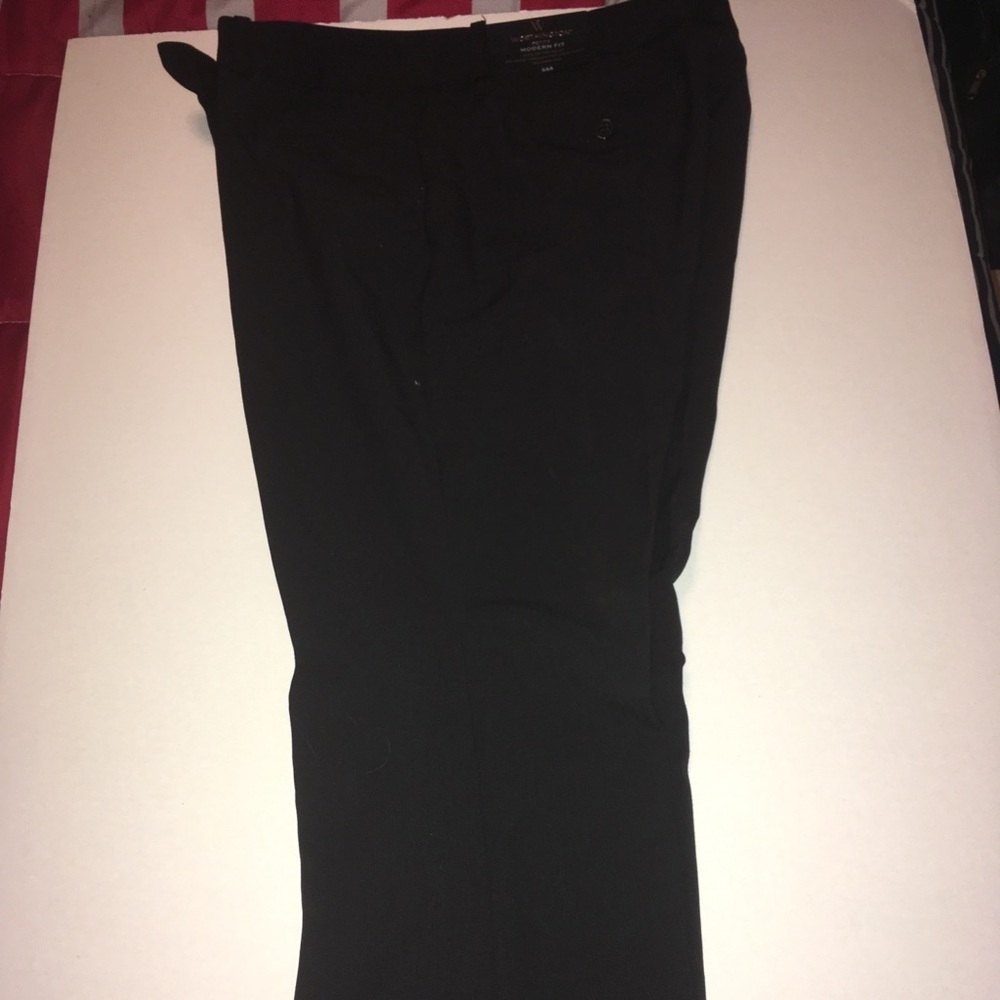 Ladies Worthington’s black slacks